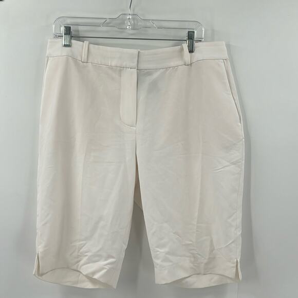 Fairway & Greene Pants - NWT Fairway & Greene white Macie Shorts